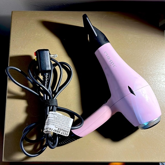 Eva NYC Healthy Heat Pro-Lite Dryer - Picture 1 of 6